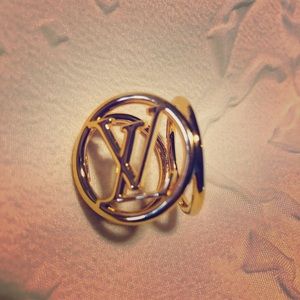 Louis Vuitton Scarf Ring